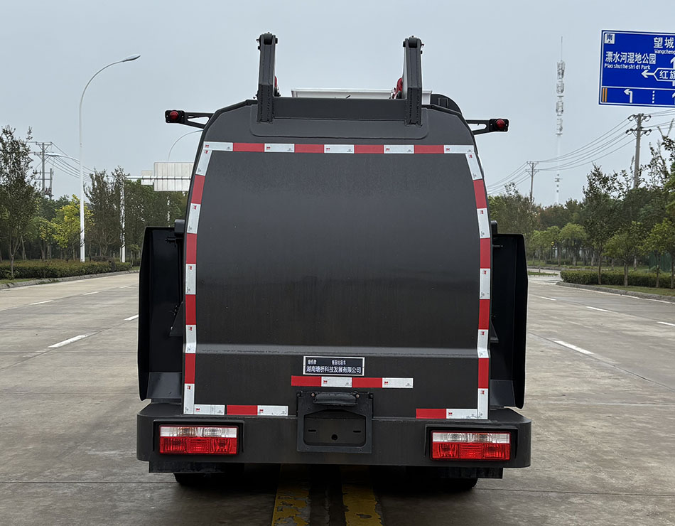 瑭橋牌TQH5070TCAEQE6餐廚垃圾車公告圖片