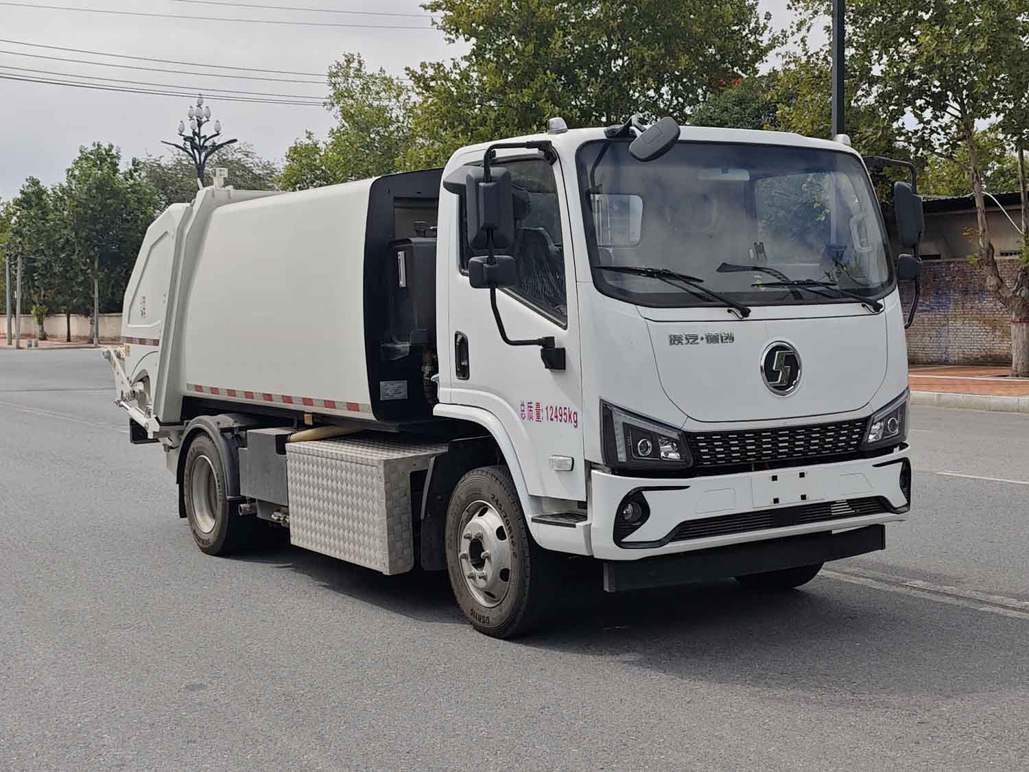 HRD5120ZYSBEVS型純電動壓縮式垃圾車圖片