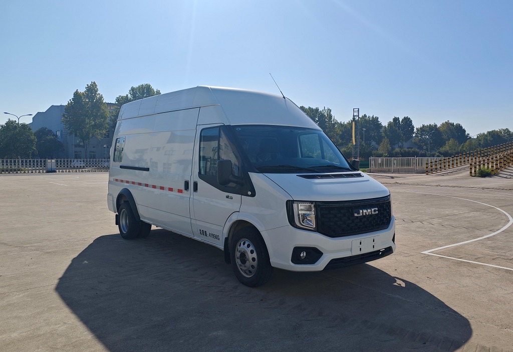 SCL5042XYL01型醫(yī)療車圖片