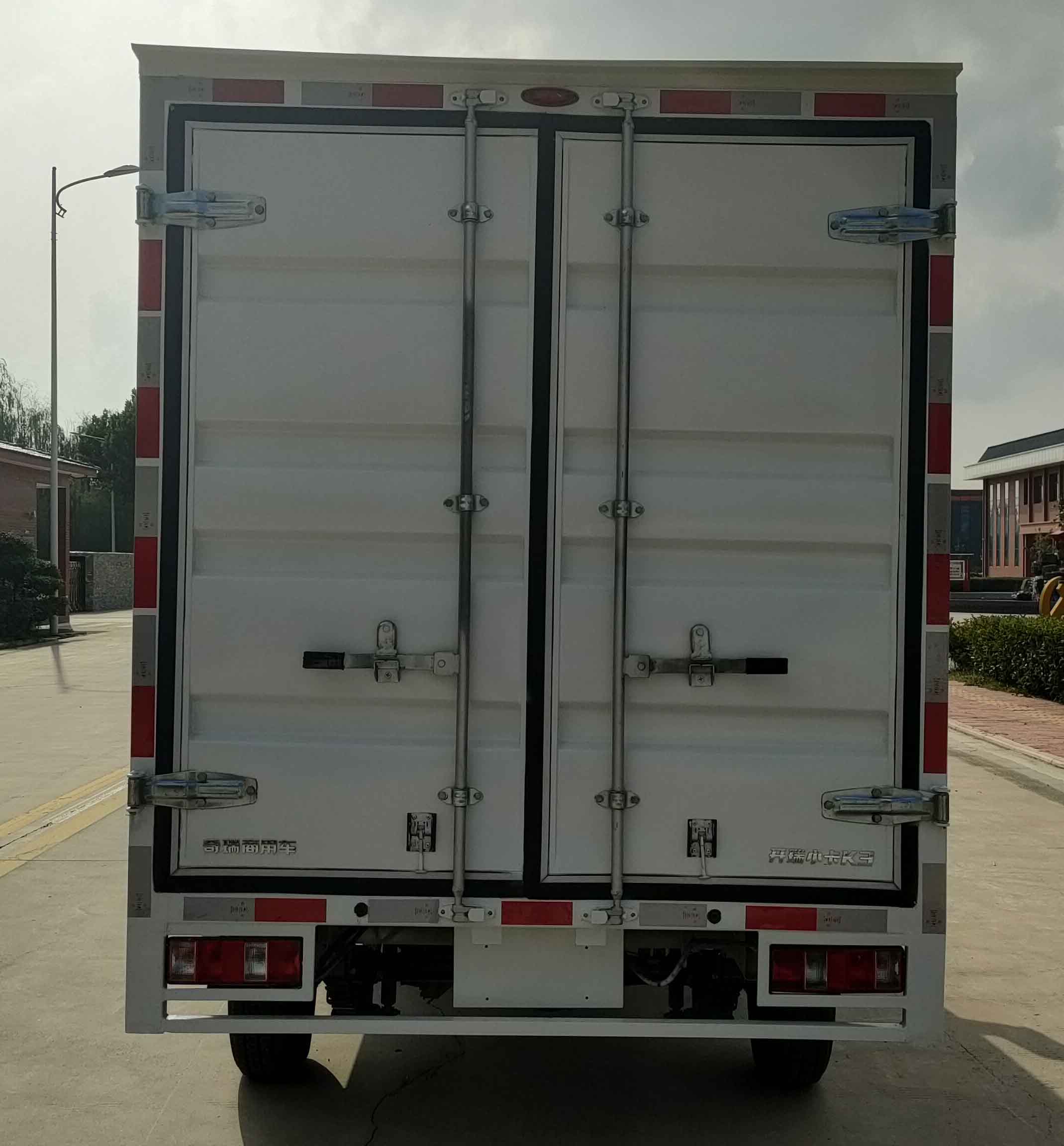 開瑞牌SQR5035XXYBEVH80純電動廂式貨車公告圖片