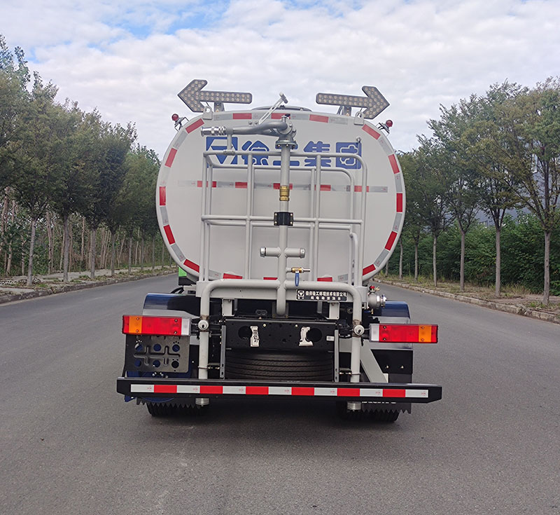 徐工牌XGH5120GQXDBEV純電動清洗車公告圖片