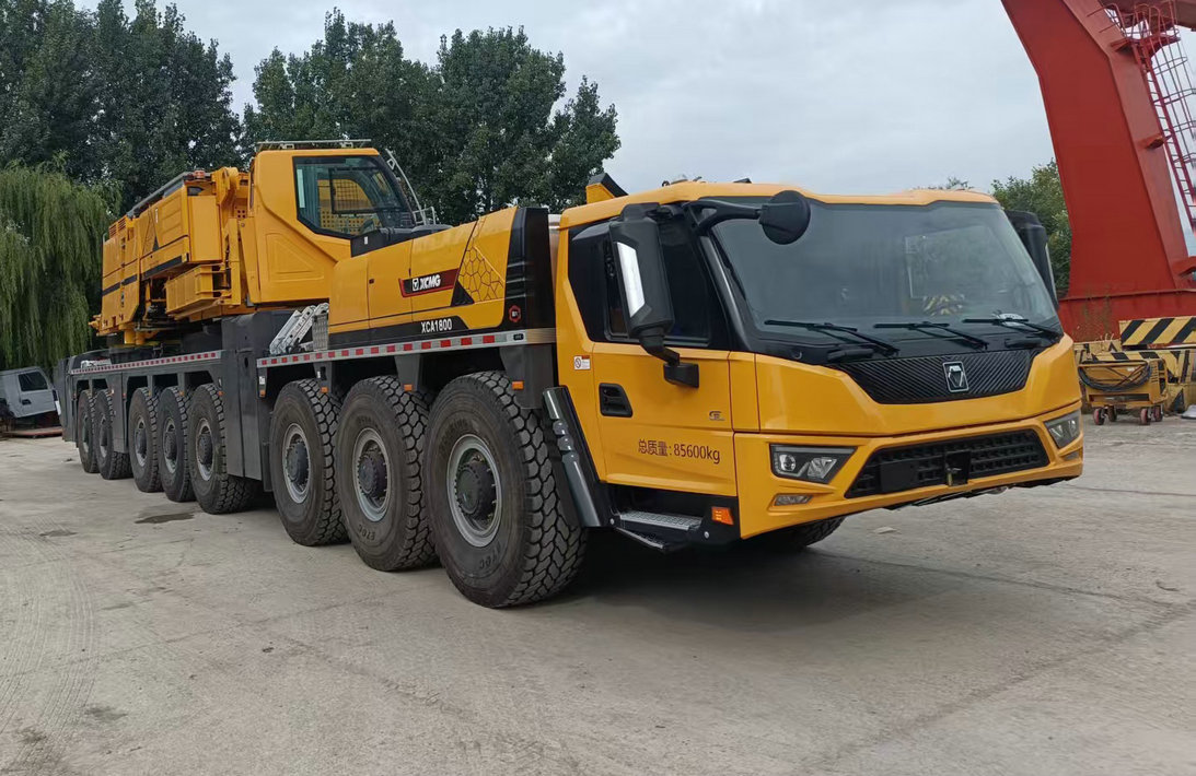 XZJ5860JQZ1800G9型全地面起重機(jī)圖片
