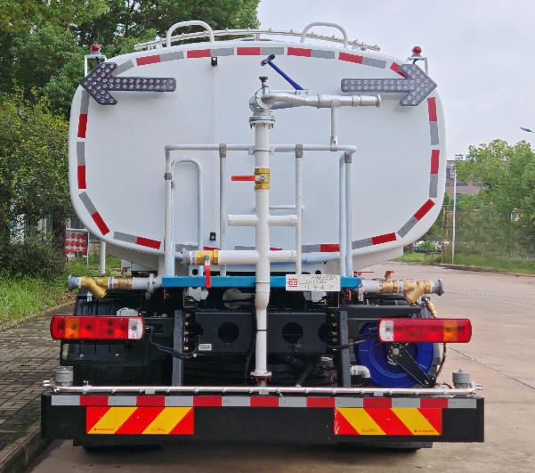 中國中車牌TEG5180GQXAJFBEV1純電動清洗車公告圖片