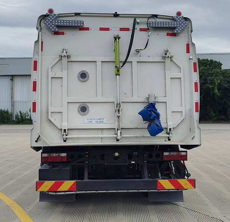 永航星牌YHA5180TXSJLBEV純電動(dòng)洗掃車公告圖片