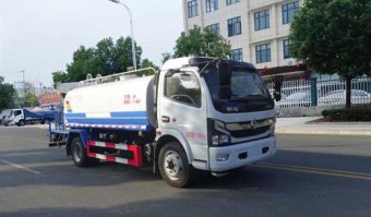 绿化喷洒车
