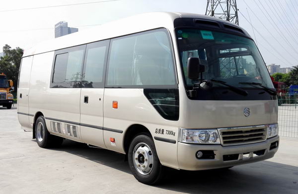 金旅牌XML5070XYL16醫(yī)療車
