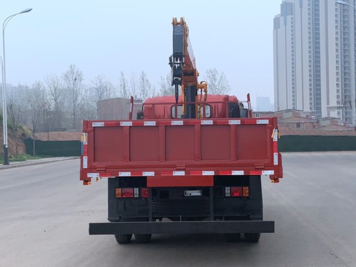 豪曼牌ZZ5118JSQG17FB0隨車起重運(yùn)輸車公告圖片