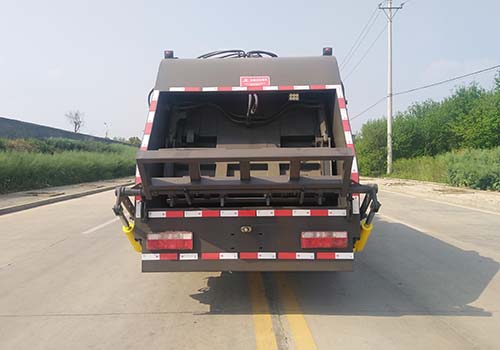 壓縮式垃圾車圖片