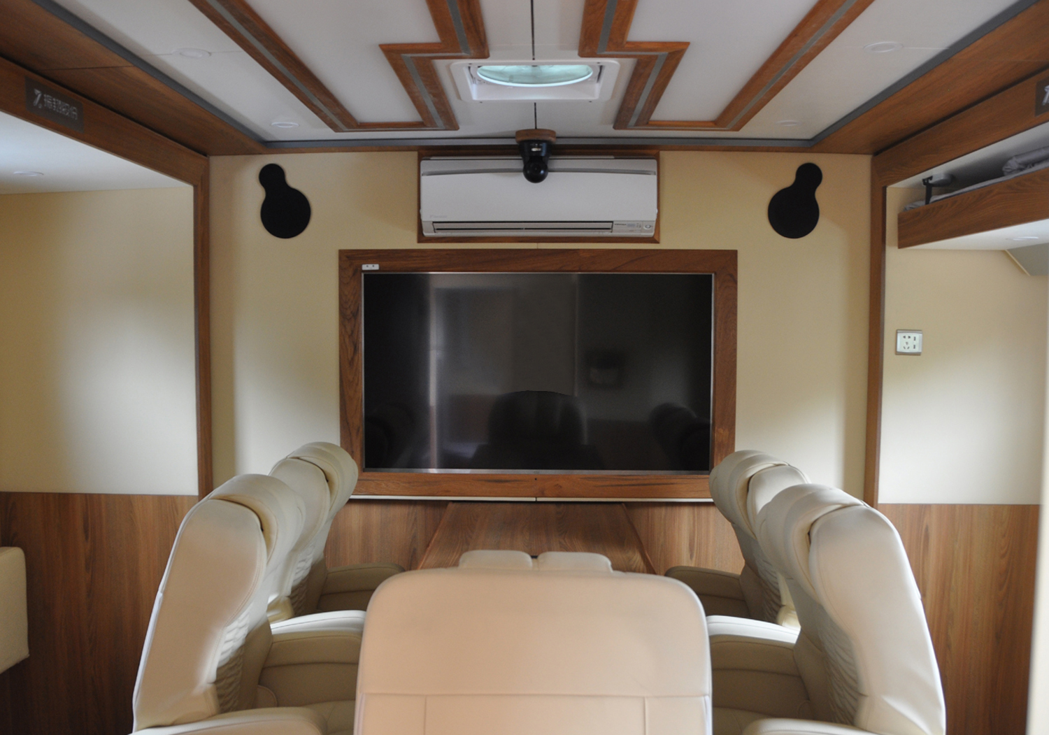 振翔股份牌ZXT5120XZHF5森林防火指揮車公告圖片