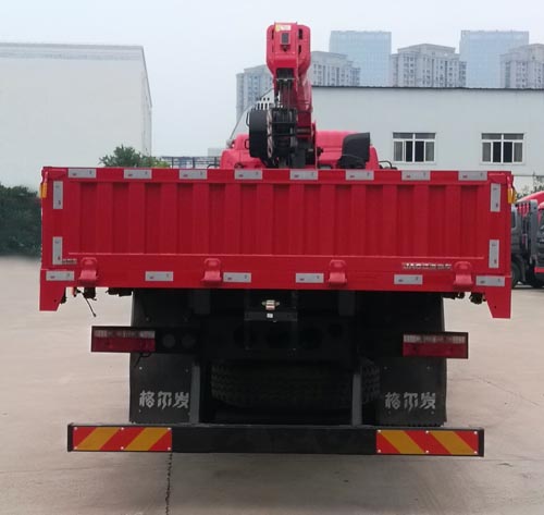 隨車起重運(yùn)輸車圖片