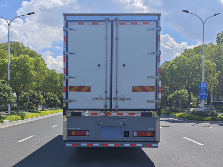 振翔股份牌ZXT5180XLCG6冷藏車公告圖片