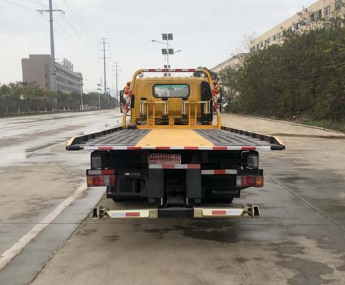 專威牌HTW5073TQZPQ6清障車公告圖片