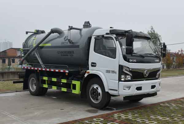 縱昂牌CLT5120GXWEQ6吸污車
