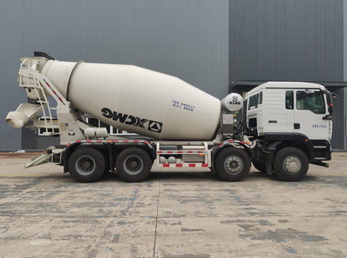 徐工牌XZS5317GJBCM混凝土攪拌運(yùn)輸車公告圖片