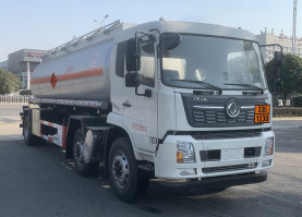 楚飛牌CLQ5261GRY6D易燃液體罐式運(yùn)輸車