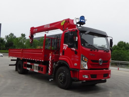 随车起重运输车
