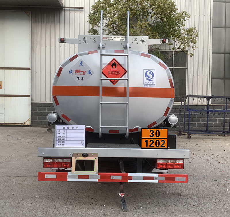 楚飛牌CLQ5127GYY6E運油車公告圖片