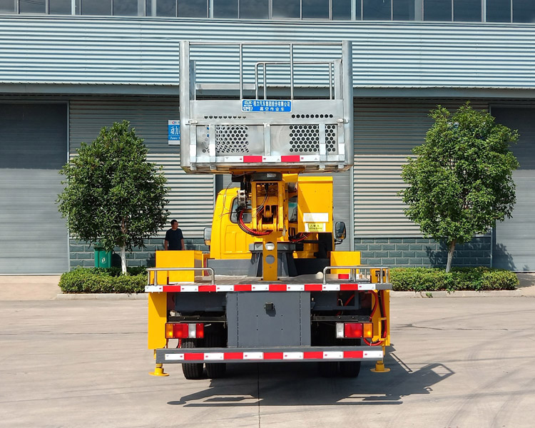 程力牌CL5060JGK6DT高空作業(yè)車公告圖片