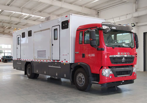 博利牌BLT5160XCSZ6廁所車