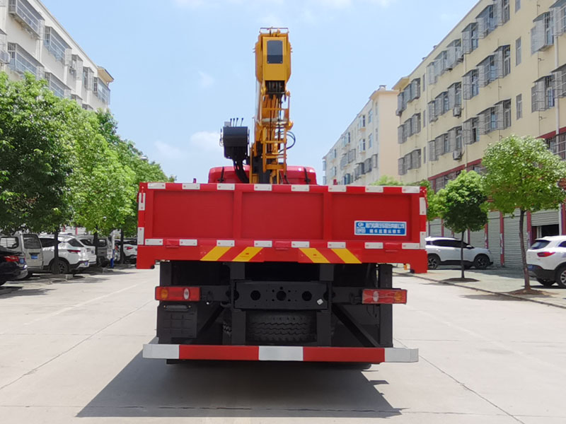 程力威牌CLW5180JSQA6SZ隨車起重運(yùn)輸車公告圖片