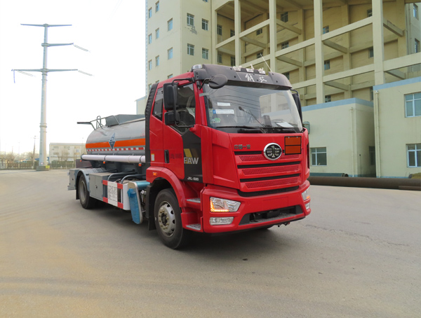 LPC5180GFWC6腐蝕性物品罐式運(yùn)輸車