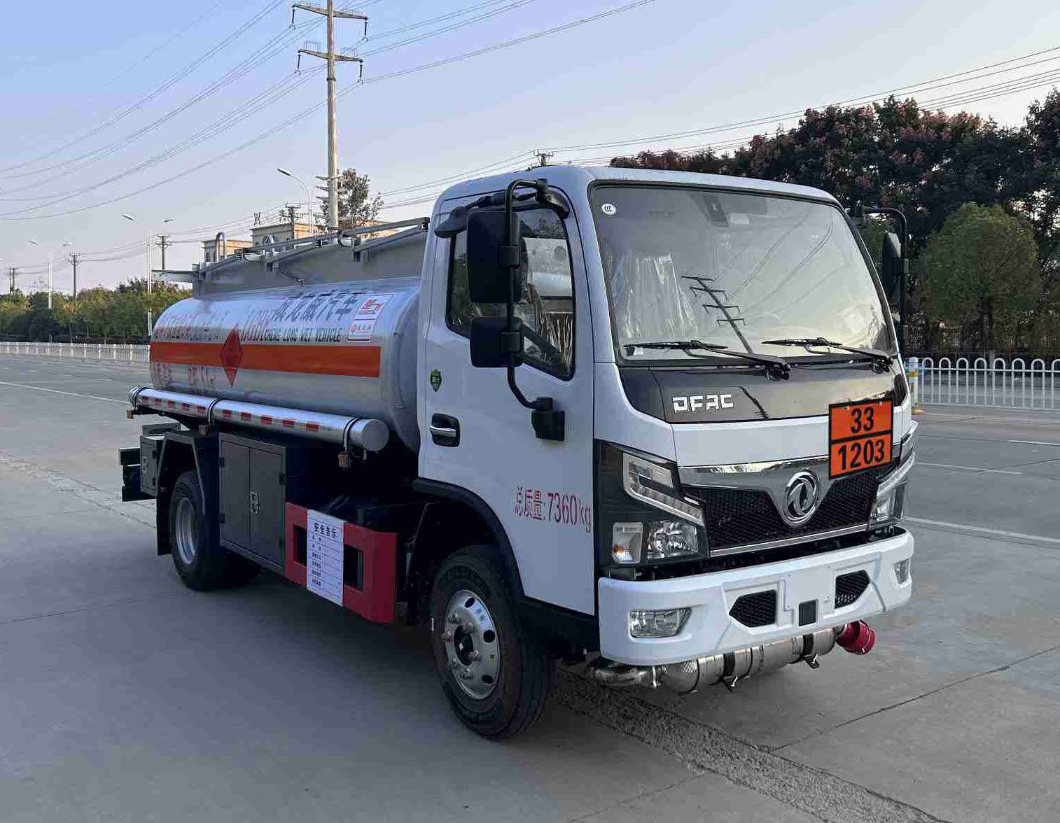 楚飛牌CLQ5075GJY6C加油車(chē)