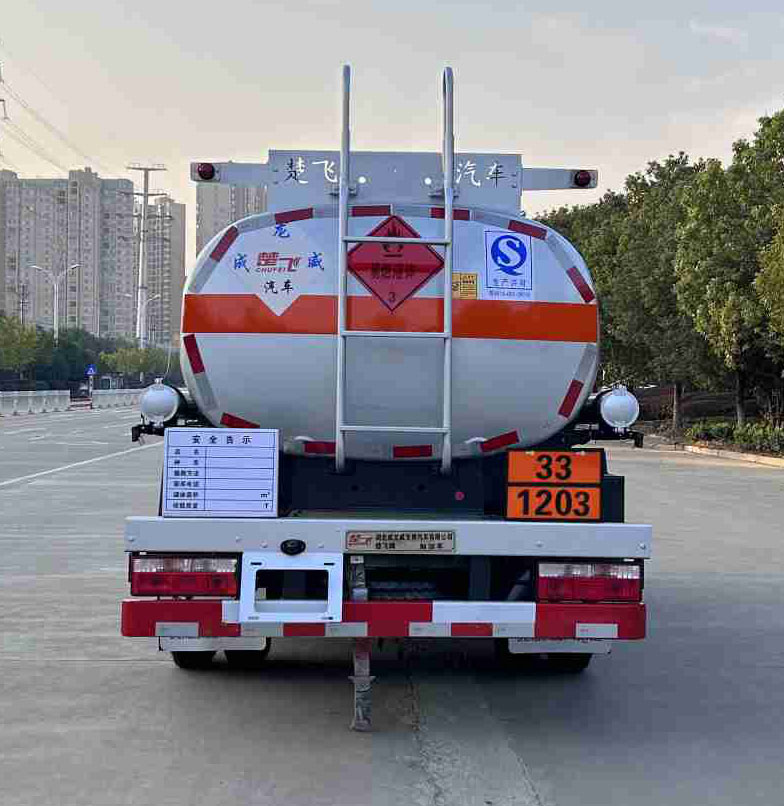 楚飛牌CLQ5075GJY6C加油車(chē)公告圖片