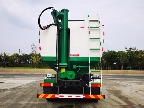 龍牧雙星牌LMX5250ZSLEX6散裝飼料運(yùn)輸車公告圖片