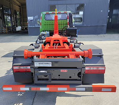 帝王環(huán)衛(wèi)牌HDW5041ZXXCDW6車(chē)廂可卸式垃圾車(chē)公告圖片