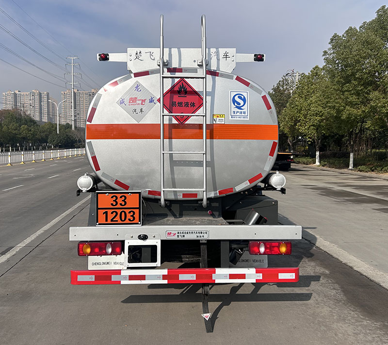 楚飛牌CLQ5121GJY6GL加油車公告圖片