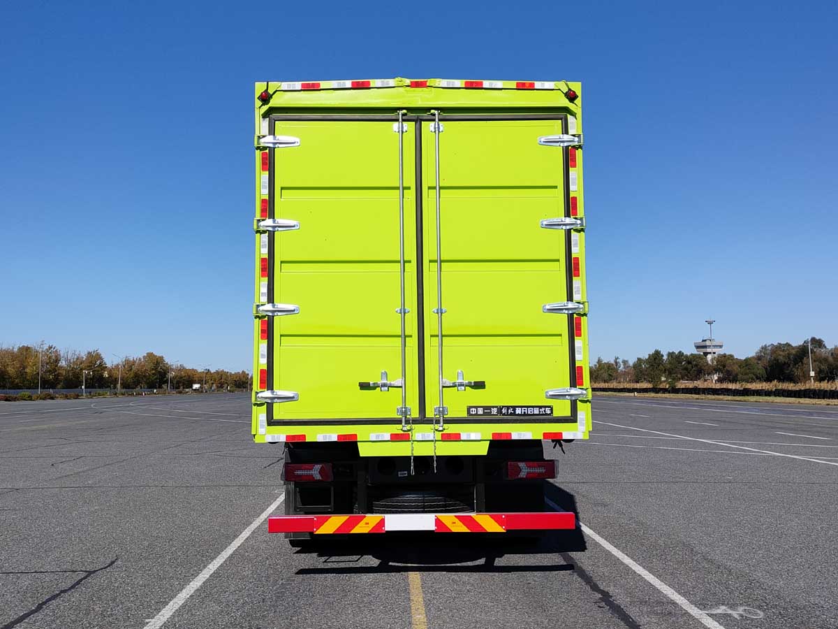 解放牌CA5310XYKP77K24T4E6翼開啟廂式車公告圖片