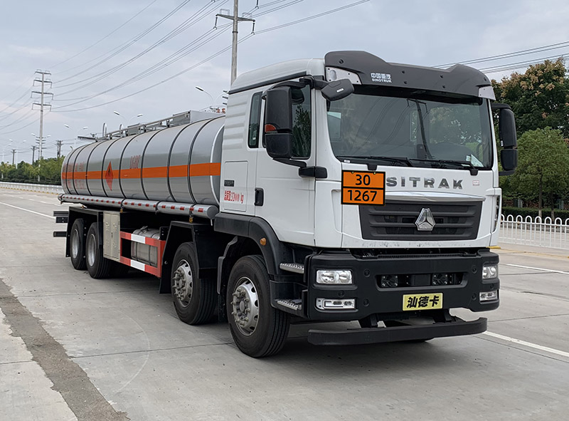 楚飛牌CLQ5322GRY6ZZ易燃液體罐式運輸車