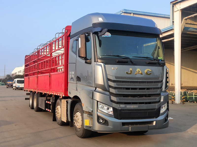 江淮牌HFC5312CCYP1K3H45S倉(cāng)柵式運(yùn)輸車