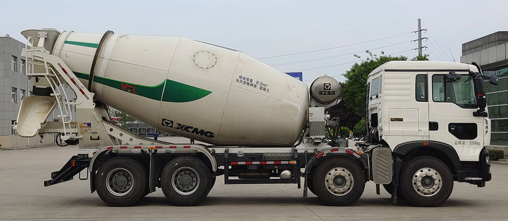 徐工牌XZS5326GJBC1Z混凝土攪拌運(yùn)輸車公告圖片