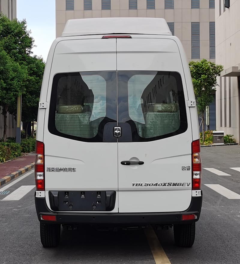 亞星牌YBL5040XSWBEV純電動商務(wù)車公告圖片