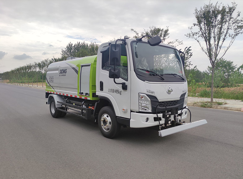 徐工牌DXA5040TYHLBEV纯电动路面养护车