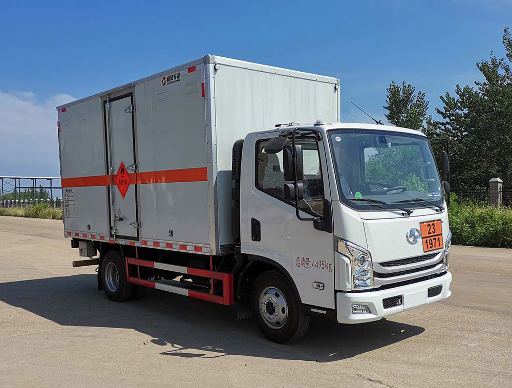 顺风智造牌SFZ5045XRQS6易燃气体厢式运输车