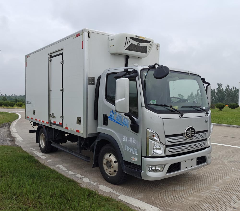 解放牌CA5047XLCP40K42L2E6A84冷藏車公告圖片