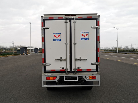 五菱牌LQG5030XLCLGHU冷藏車公告圖片