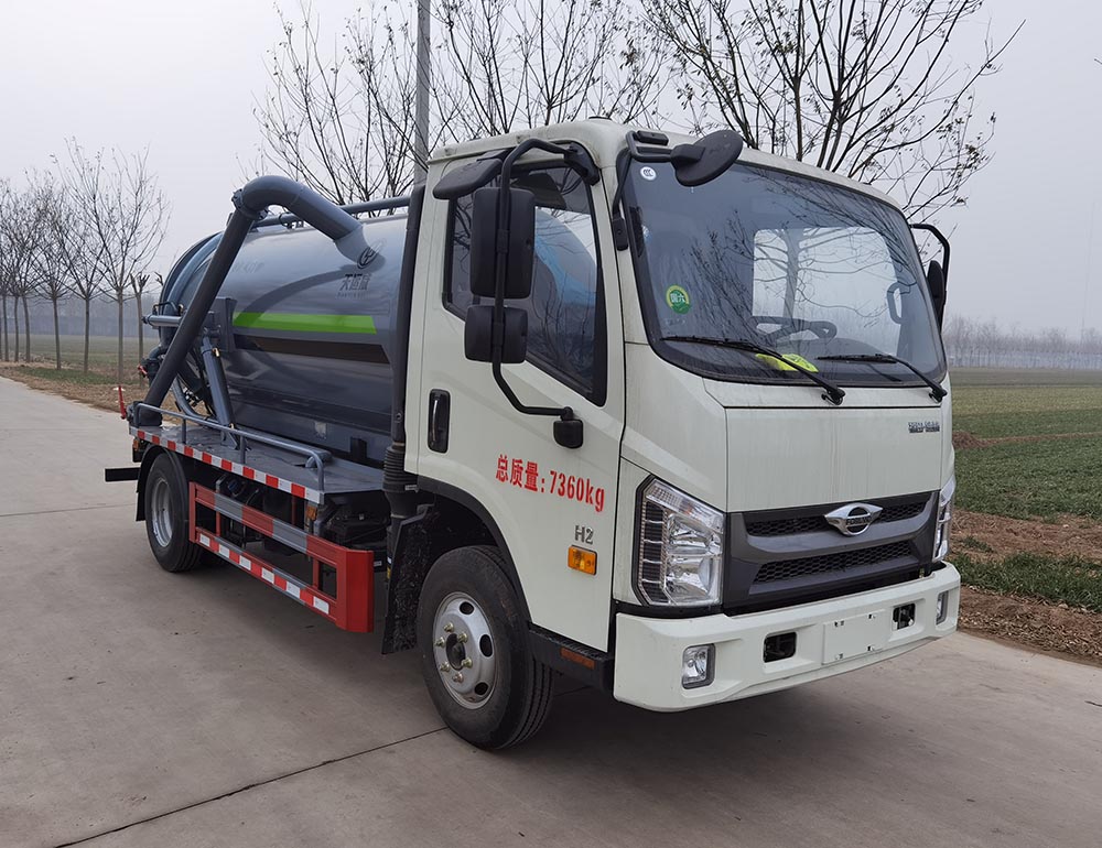 天运威牌TYW5076GXWB6吸污车