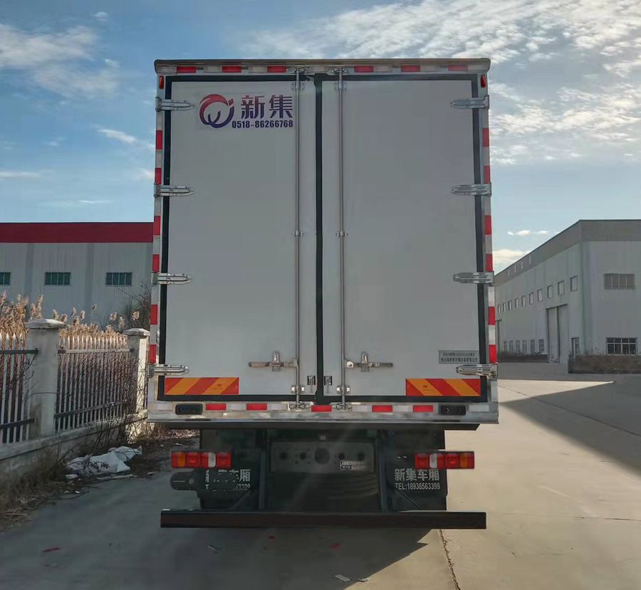 新集冷藏牌LXJ5310XLC冷藏车公告图片