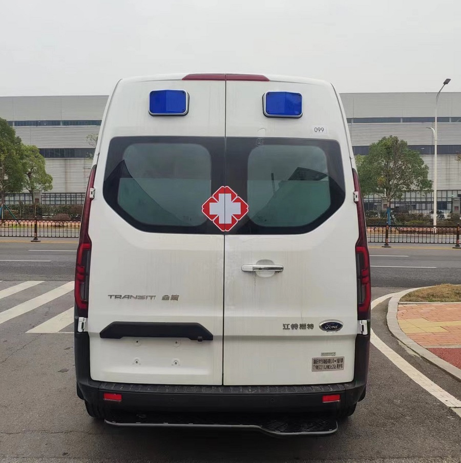 救护车图片