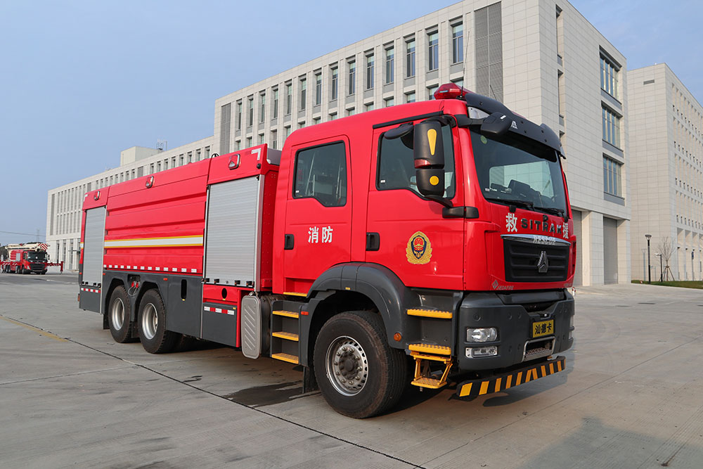 捷达消防牌SJD5310GXFPM130/SDA泡沫消防车