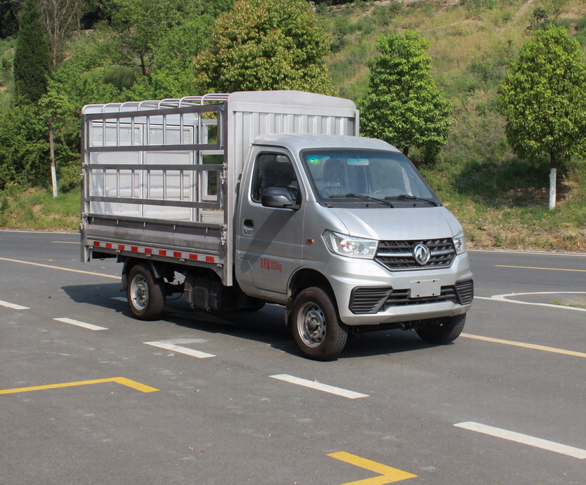 EQ5026CCY60Q4AAC型仓栅式运输车图片