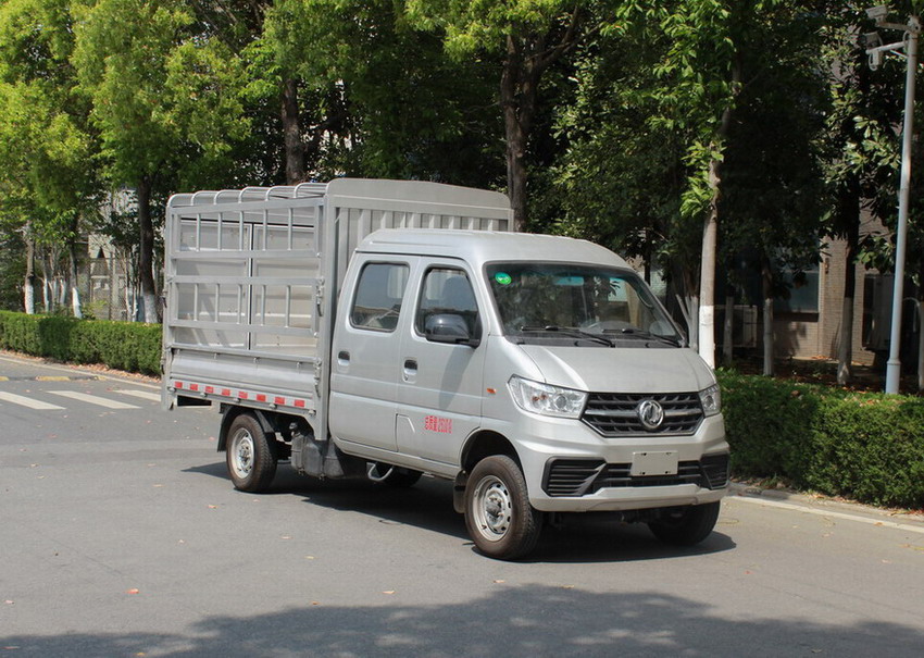 EQ5036CCYD60Q4AAC型仓栅式运输车图片
