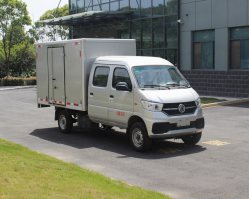 厢式运输车