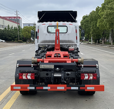帝王環(huán)衛(wèi)牌HDW5040ZXXLBEV純電動(dòng)車廂可卸式垃圾車公告圖片