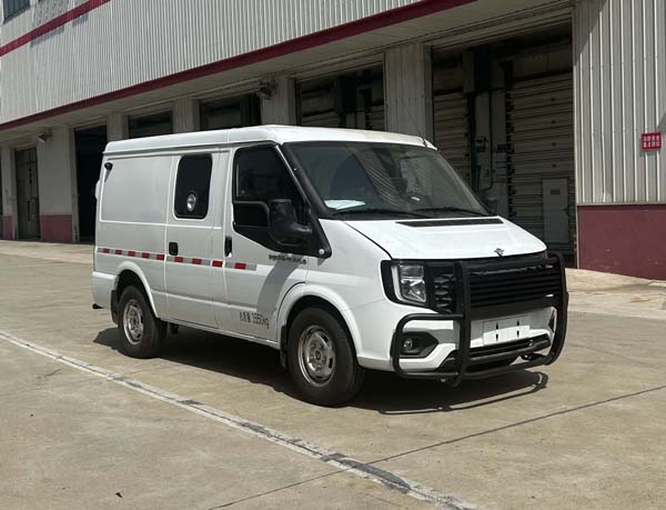 華東牌CSZ5042XYC-ASA6F運(yùn)鈔車公告圖片