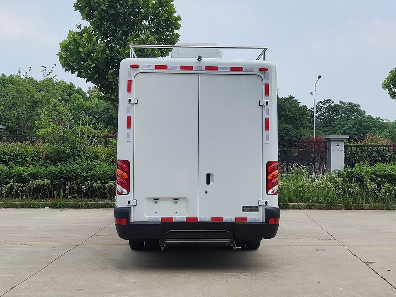 雨花牌ALT5047XDW6流動(dòng)服務(wù)車(chē)公告圖片