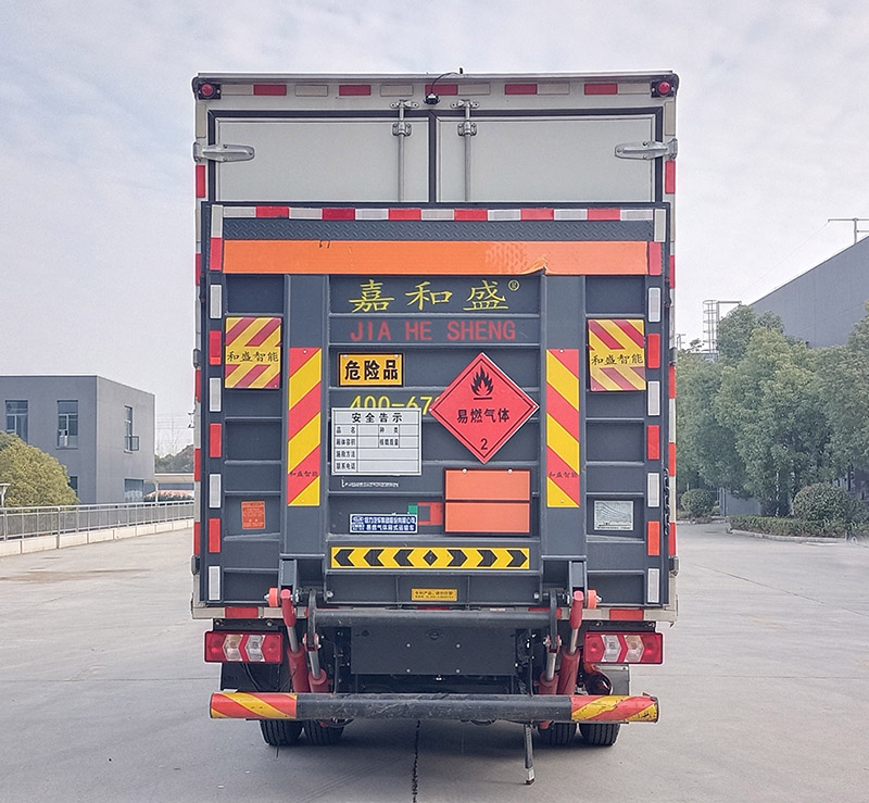 程力牌CL5045XRQ6BXW易燃气体厢式运输车公告图片